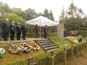 Cérémonie commémorative du 29 mai 2016 en présence du Roi Philippe © DW - Mémoire d’Auschwitz asbl
